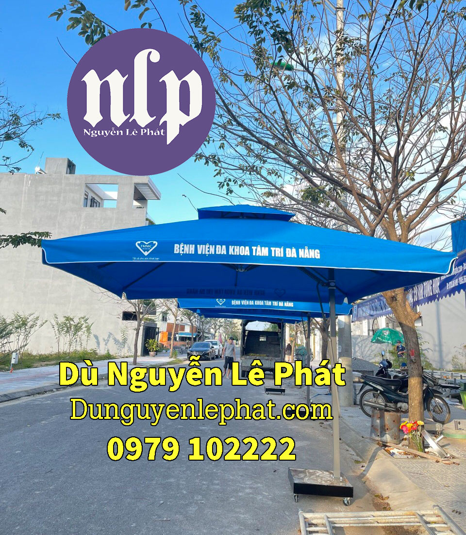 Dù che ngoài trời