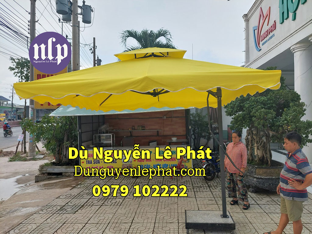 dù che nắng mưa quán cafe